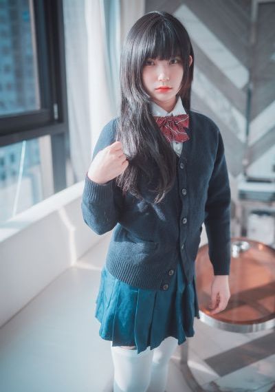 欧美身材高大的女性_欧美成人在线